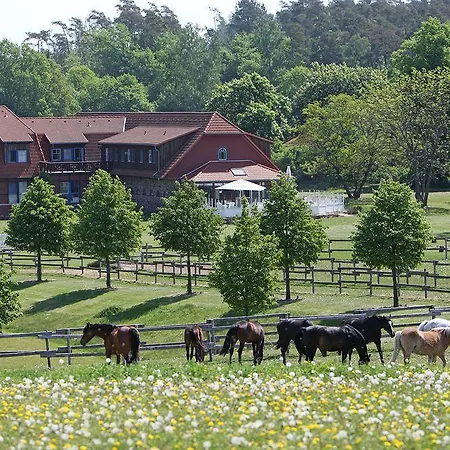 Land Gut Hermann Szálloda 3*
